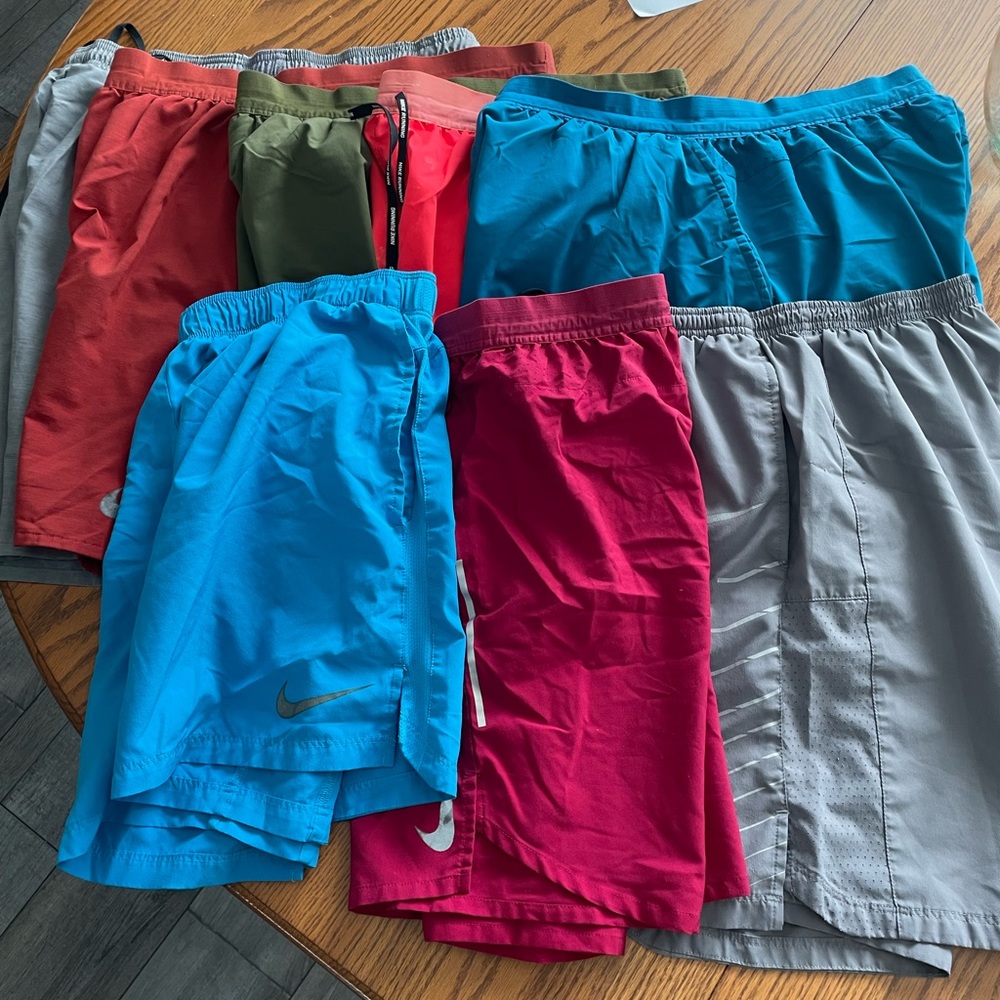 Mens XL Nike short lot